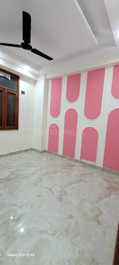 Avenue 1 Main Image 1