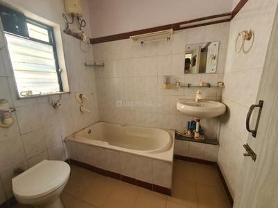 Bathroom Image of Na in Andheri West, Mumbai