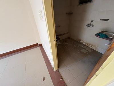 Bathroom Image of 2000 Sq.ft 3 BHK Apartment / Flat for rent in Morabadi Ranchi for Rs. 19999