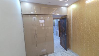 Bedroom Image of 450 Sq.ft 2 BHK Builder Floor for sale in Laxmi Nagar New Delhi for Rs. 5000000
