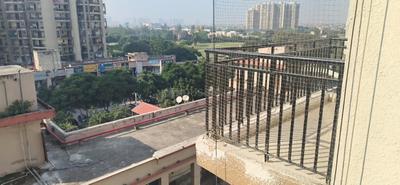 Image of 1400 Sq.ft 2.5 BHK Apartment / Flat for sale in Kingswood Court, Crossings Republik, Ghaziabad for Rs. 10500000