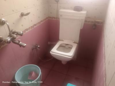 Bathroom Image of 512 Sq.ft 1 BHK Apartment / Flat for sale in Vikhroli East Mumbai for Rs. 12000000