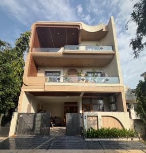 Building Image of 5400 Sq.ft 7 BHK Independent House for sale in Panchyawala Jaipur for Rs. 37100000