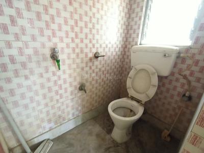 Bathroom Image of 820 Sq.ft 2 BHK Apartment / Flat for sale in Kalikapur, EM Bypass Kolkata for Rs. 4600000