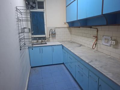 Kitchen Image of 1400 Sq.ft 3 BHK Apartment / Flat for rent in Saransh Apartments, Patparganj New Delhi for Rs. 46000
