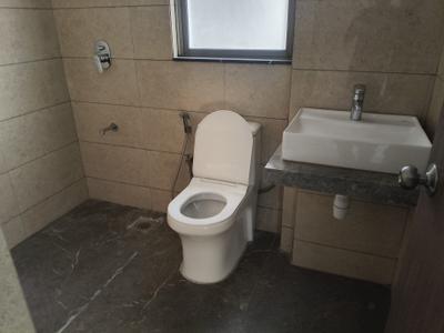 Image of 1350 Sq.ft 3 BHK Apartment / Flat for rent in Kalpataru Immensa, Thane West, Thane for Rs. 62000