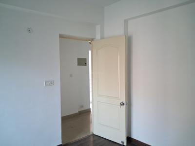 Bedroom Image of 920 Sq.ft 2 BHK Apartment / Flat for sale in Paras Tierea, Sector 137 Noida for Rs. 7550000