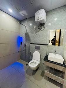 Image of 3150 Sq.ft 4 BHK Builder Floor for rent in Sector 46, Gurgaon for Rs. 65000