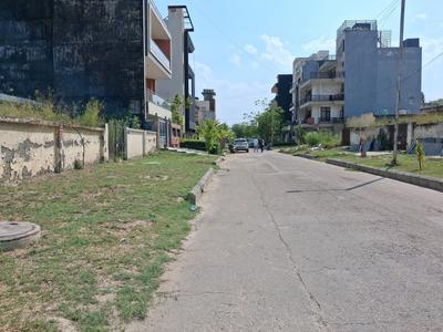 Image of 239 Sq.ft Residential Plot / Land for sale in Jaypee Kensington Park Plot 1, Shahpur Govardhanpur Khadar, Noida for Rs. 52500000