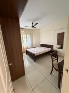 Bedroom Image of 2500 Sq.ft 3 BHK Apartment / Flat for rent in Marine Drive Kochi for Rs. 65000