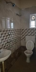 Bathroom Image of 700 Sq.ft 2 BHK Apartment / Flat for rent in Parappana Agrahara Bengaluru for Rs. 20000