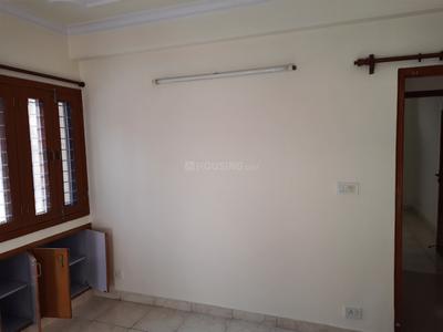 Bedroom Image of 1800 Sq.ft 3 BHK Apartment / Flat for rent in Sector 23 Dwarka New Delhi for Rs. 50000
