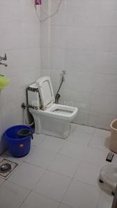 Bathroom Image of 300 Sq.ft 1 RK Independent House for rent in DLF Phase 3 Gurgaon for Rs. 16500