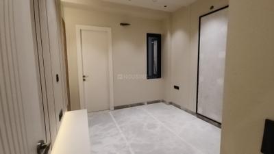 Bedroom Image of 2200 Sq.ft 4 BHK Builder Floor for sale in Kaushambi Ghaziabad for Rs. 32000000