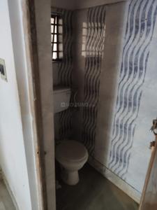 Bathroom Image of 850 Sq.ft 2 BHK Apartment / Flat for sale in Dum Dum Cantonment Kolkata for Rs. 2700000