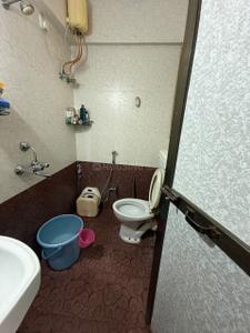 Bathroom Image of 690 Sq.ft 1 BHK Apartment / Flat for sale in Airoli Navi Mumbai for Rs. 9900000