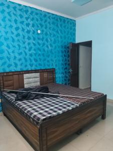 Bedroom Image of 2000 Sq.ft 3 BHK Independent House for rent in Sector 50 Noida for Rs. 35000