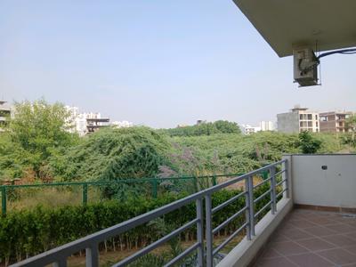 Bedroom Two Image of 2950 Sq.ft 3 BHK Builder Floor for sale in BPTP Amstoria , Sector 102 Gurgaon for Rs. 32000000