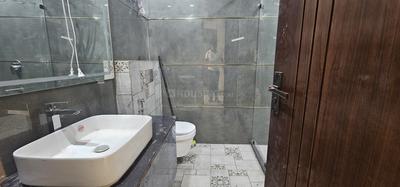Bathroom Image of 2200 Sq.ft 3 BHK Apartment / Flat for sale in Sector 31 Gurgaon for Rs. 35000000