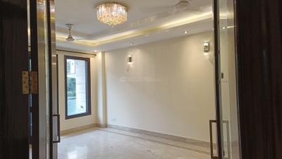 Living Room Image of 2000 Sq.ft 3 BHK Builder Floor for rent in Greater Kailash I New Delhi for Rs. 110000