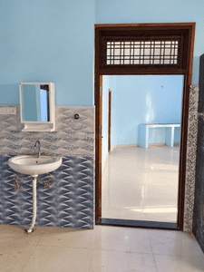 Image of 900 Sq.ft 2 BHK Apartment / Flat for rent in Kanpur Development Authority KDA Swarn Jayanti, Daheli Sujanpur, Kanpur for Rs. 10000