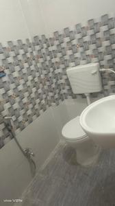 Bathroom Image of 1090 Sq.ft 2 BHK Apartment / Flat for sale in HARIOM APARTMENT, Mahmoorganj Varanasi for Rs. 4900000