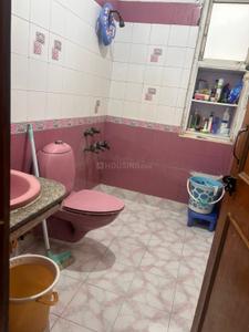 Bathroom Image of 1000 Sq.ft 3 BHK Apartment / Flat for sale in Laxmi Vihar Apartments, Vikaspuri New Delhi for Rs. 16000000
