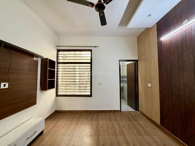 Bedroom Image of 1350 Sq.ft 3 BHK Apartment / Flat for sale in Kishanpura Zirakpur for Rs. 5699999
