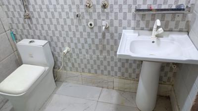 Bathroom Image of 1700 Sq.ft 5 BHK Apartment / Flat for sale in Surya Nagar Ghaziabad for Rs. 14500000