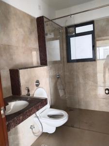 Bathroom Image of 1450 Sq.ft 3 BHK Apartment / Flat for sale in Amanora Elevate Tower 47, Hadapsar Pune for Rs. 20000000