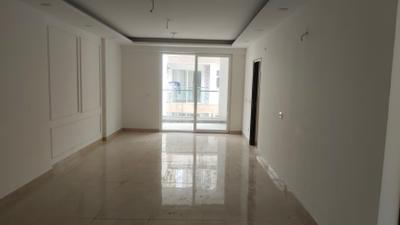 Living Room Image of 2100 Sq.ft 3 BHK Apartment / Flat for sale in Nimbus The Express Park View II Low Rise Apartments, Chi V Greater Noida for Rs. 24000000