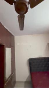 Bedroom Image of 900 Sq.ft 2.5 BHK Builder Floor for rent in Swaraj Homes RWA Pocket B Dilshad Garden, Dilshad Garden New Delhi for Rs. 24000