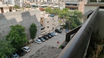 Image of 1250 Sq.ft 2 BHK Apartment / Flat for rent in Ramprastha Zen Spire, Vaishali, Ghaziabad for Rs. 32500