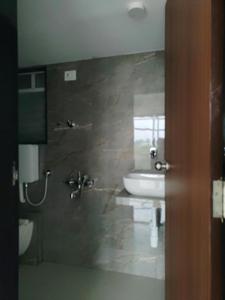 Common Bathroom Image of 455 Sq.ft 1 BHK Apartment / Flat for sale in Mansarovar Pearl Gardens, Vasai West Vasai for Rs. 5000000