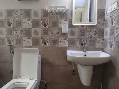 Bathroom Image of 2200 Sq.ft 3 BHK Apartment / Flat for rent in Saritha Elan, Marathahalli Bengaluru for Rs. 70000
