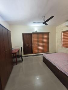 Bedroom Image of 1000 Sq.ft 2 BHK Apartment / Flat for rent in M.G. Road Kochi for Rs. 40000