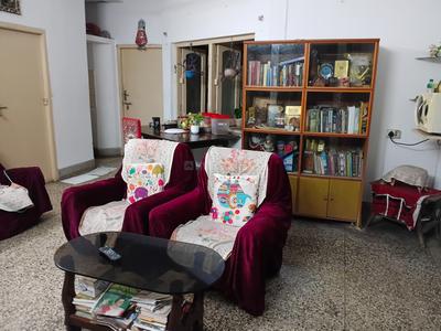 Bedroom Image of 1200 Sq.ft 3 BHK Builder Floor for sale in Jodhpur Park Kolkata for Rs. 5600000