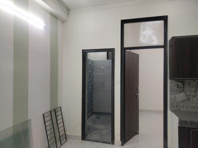 Living Room Image of 800 Sq.ft 2 BHK Apartment / Flat for sale in CI Golf City, Kambakshpur Noida for Rs. 3067000