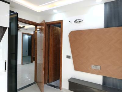 Bedroom Image of 1250 Sq.ft 4 BHK Builder Floor for sale in Deenpur New Delhi for Rs. 13500000
