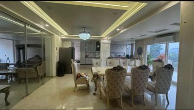 Living Room Image of 4700 Sq.ft 4 BHK Duplex for sale in Royal Apartment, Sigma IV Greater Noida for Rs. 46000000