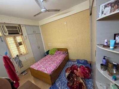Bedroom Image of 950 Sq.ft 2 BHK Apartment / Flat for rent in Defence Enclave, Sector 44 Noida for Rs. 22000
