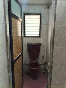 Bathroom Image of 500 Sq.ft 1 BHK Apartment / Flat for rent in Dahisar West Mumbai for Rs. 25000