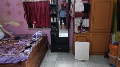 Bedroom Image of 960 Sq.ft 2 BHK Apartment / Flat for sale in Jadavpur Kolkata for Rs. 5000000
