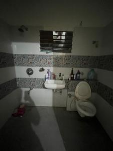 Bathroom Image of 1100 Sq.ft 2 BHK Apartment / Flat for rent in Vallabh Vidhyanagar Anand for Rs. 15000