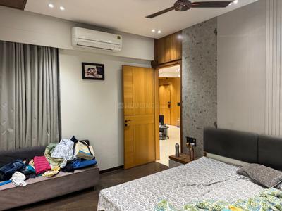 Bedroom Image of 1050 Sq.ft 2 BHK Apartment / Flat for rent in Navkar Kala Dham, Chandkheda Ahmedabad for Rs. 30000