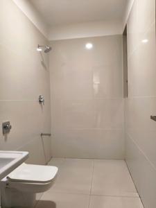 Common Bathroom Image of 2486 Sq.ft 3 BHK Apartment / Flat for sale in Lodha Massimo, Baner Pune for Rs. 36000000