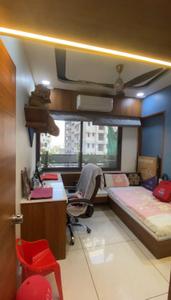 Bedroom Image of 1800 Sq.ft 3 BHK Apartment / Flat for rent in Shivshakti Royal Glory, Vaishno Devi Circle Ahmedabad for Rs. 40000