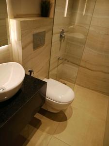 Bedroom Image of 550 Sq.ft 1 BHK Apartment / Flat for rent in Satyam Springs, Chembur Mumbai for Rs. 65000