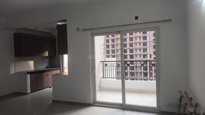 Living Room Image of 1340 Sq.ft 3 BHK Apartment / Flat for sale in Gulshan Ikebana, Sector 143 Noida for Rs. 16800000