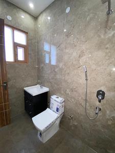 Bathroom Image of 1250 Sq.ft 5 BHK Independent House for sale in Madhav Evergreen Residence, Sanauli Zirakpur for Rs. 16000000